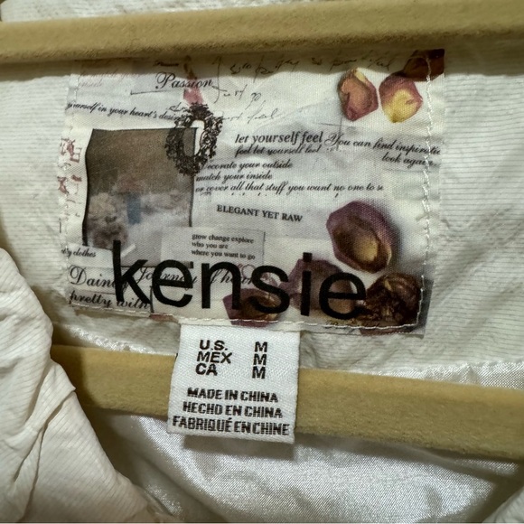 Kensie - white “Krinkle” fabric jacket / Coat size M. Worn once - Picture 6 of 6